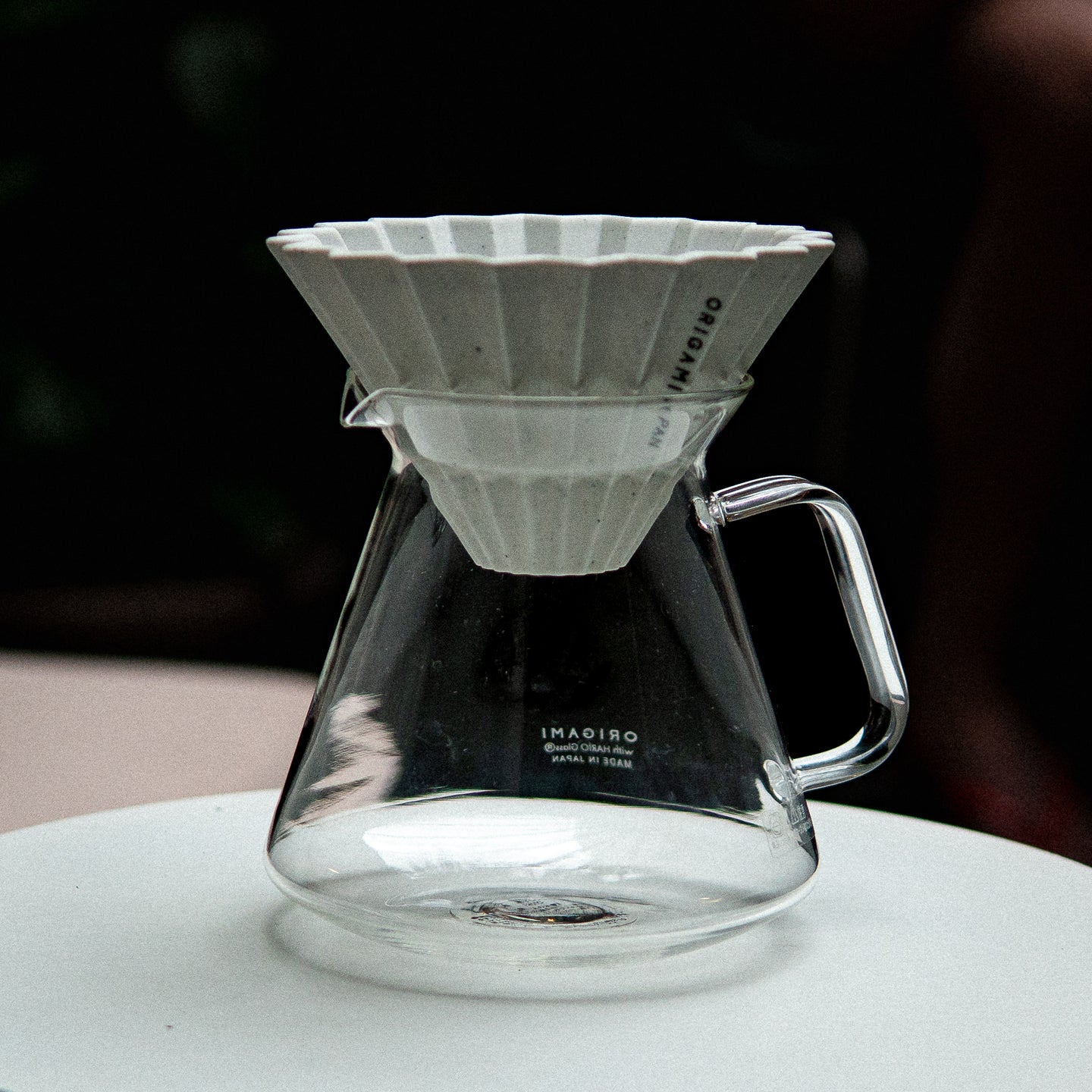 ORIGAMI Glass Coffee Server with HARIO